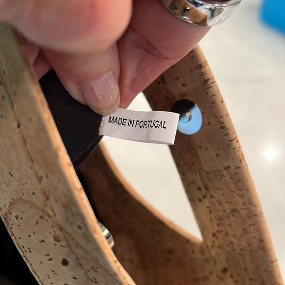 Cork Handbag with Cutout Handle - Picture 5 of 5